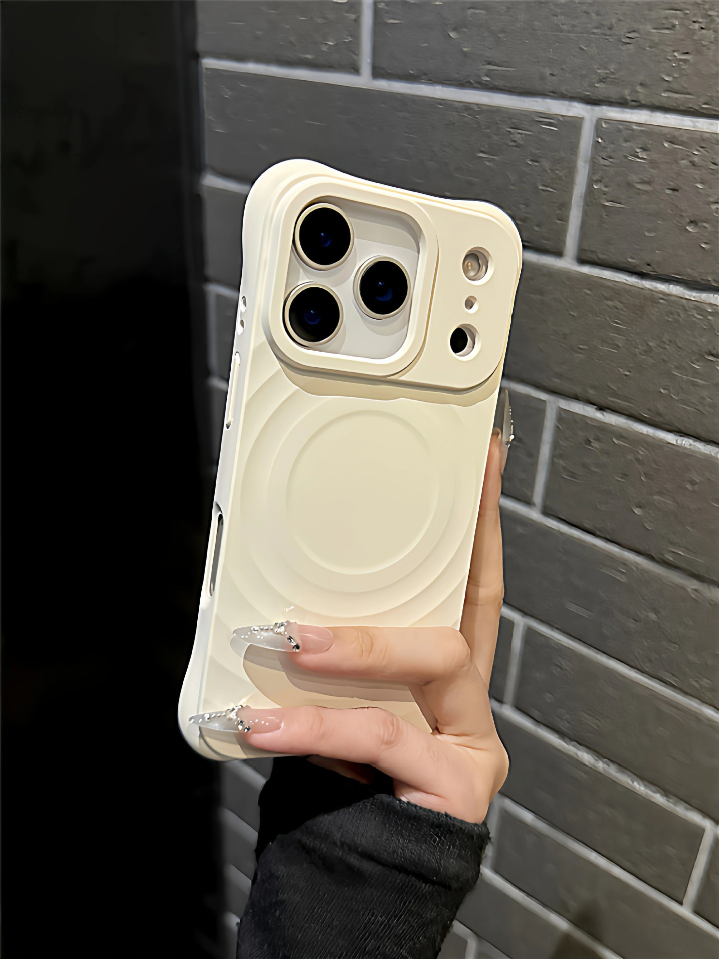 适用苹果17全包手机壳新款硅胶iPhone16pro波漾磁吸17Air简约in 商品详情图 3