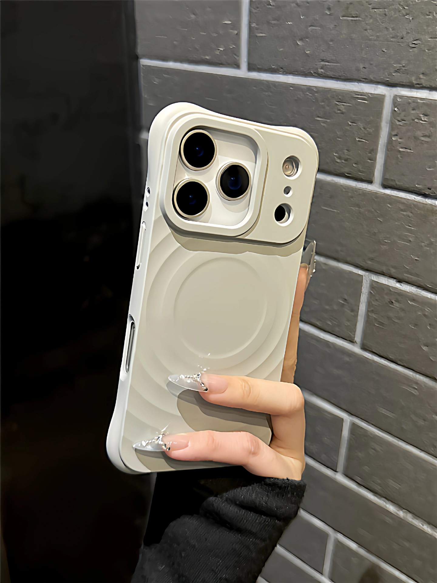适用苹果17全包手机壳新款硅胶iPhone16pro波漾磁吸17Air简约in 商品详情图 4
