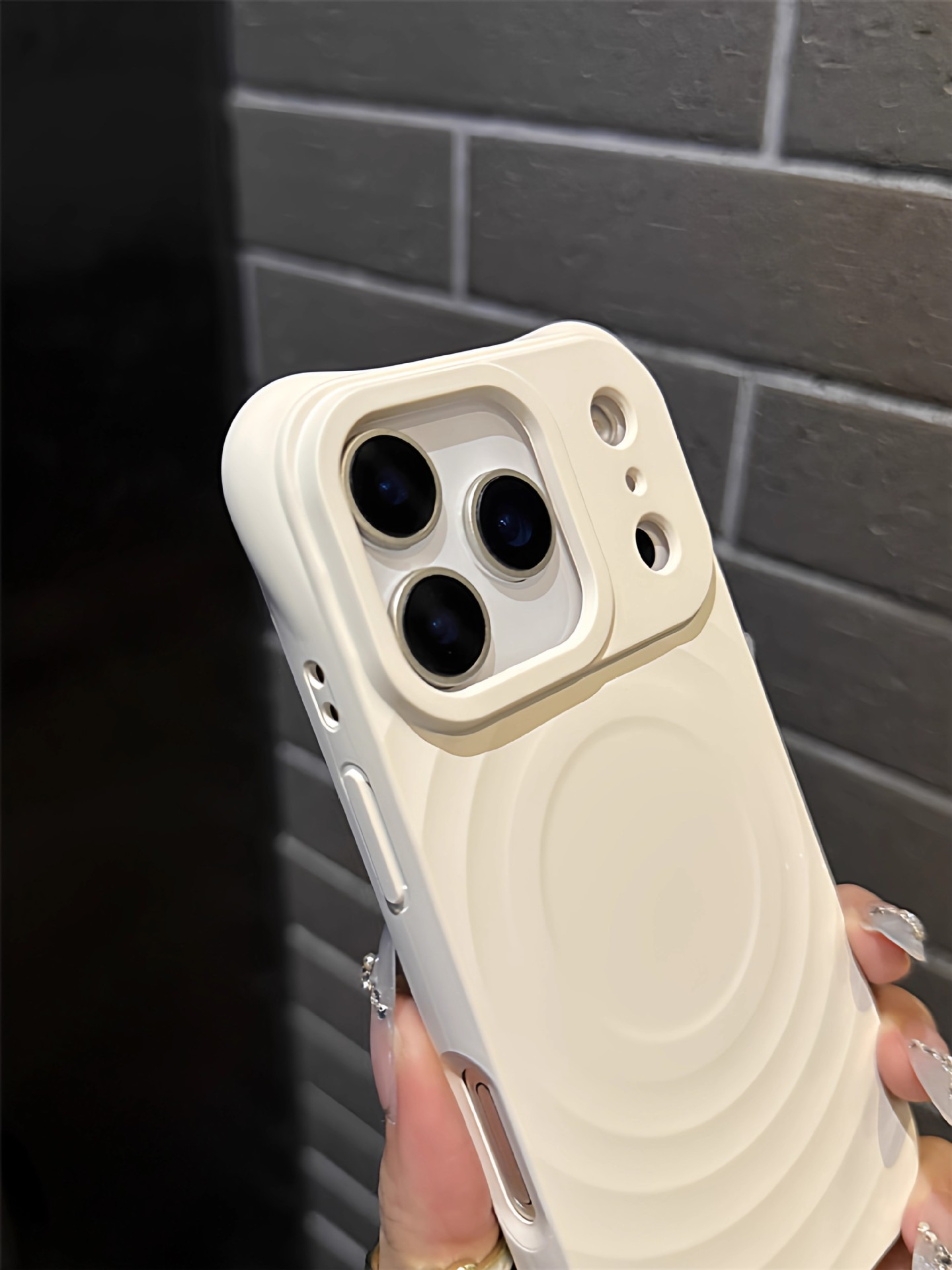 适用苹果17全包手机壳新款硅胶iPhone16pro波漾磁吸17Air简约in 商品详情图 9
