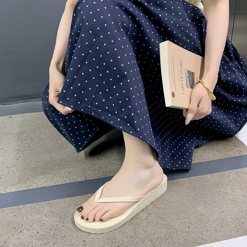 夏季女生耐磨海滩拖鞋人字拖女中跟新款户外防滑旅游外出外穿日常 米白色-高频3.5 颜色款式图 3