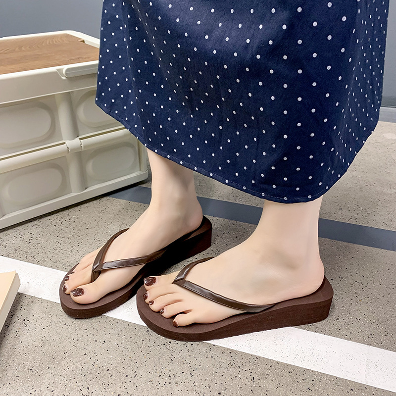 夏季女生耐磨海滩拖鞋人字拖女中跟新款户外防滑旅游外出外穿日常 棕色-高频3.5 颜色款式图 4
